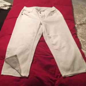 Liz Claiborne cropped jeans